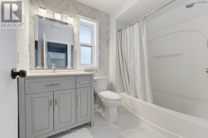 Photo 16 at 41 N Wiltshire Drive, Brantford