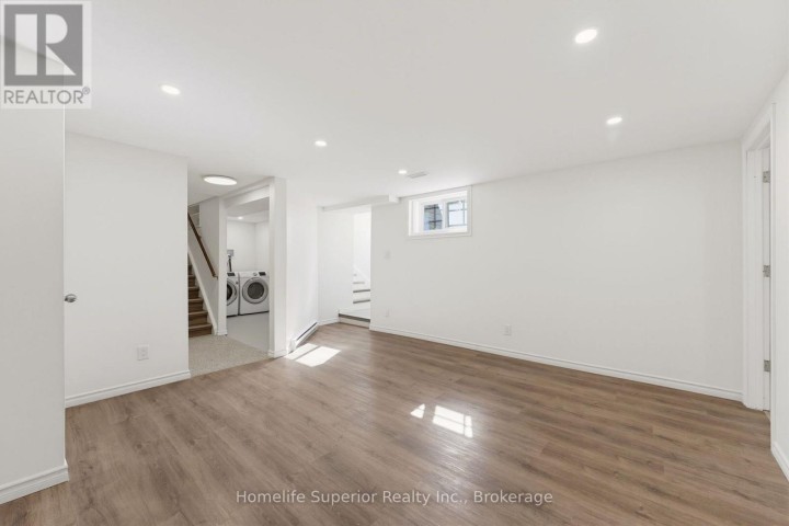 Photo 20 at 41 N Wiltshire Drive, Brantford