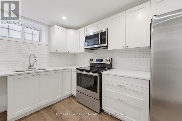 Photo 25 at 41 N Wiltshire Drive, Brantford