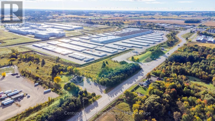 Photo 4 at 715101 Oxford Road 4, Woodstock - North, Woodstock