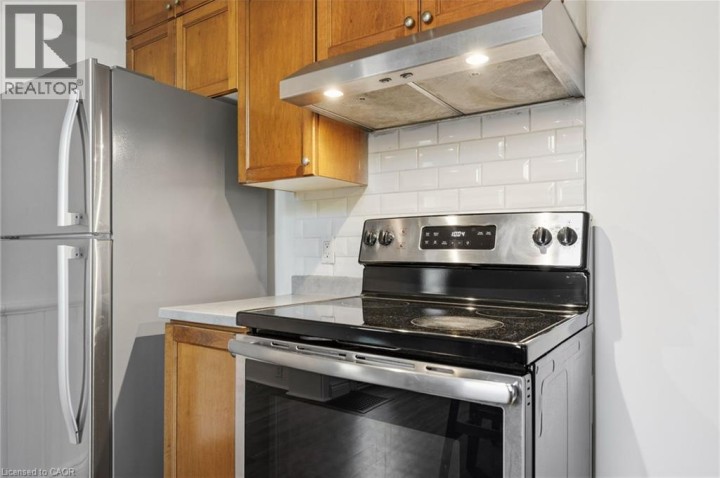 Photo 10 at 45 East Avenue, Greenwich, Brantford