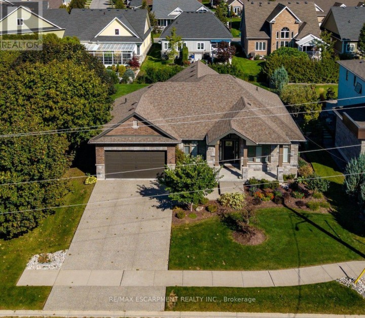 Photo 3 at 135 New Lakeshore Road, Port Dover, Norfolk County