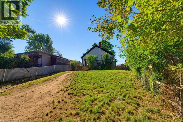 Photo 16 at 410 Nelson Street, Echo Place, Brantford