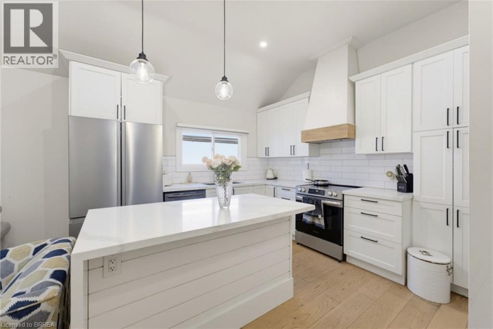 Photo 6 at 410 Nelson Street, Echo Place, Brantford