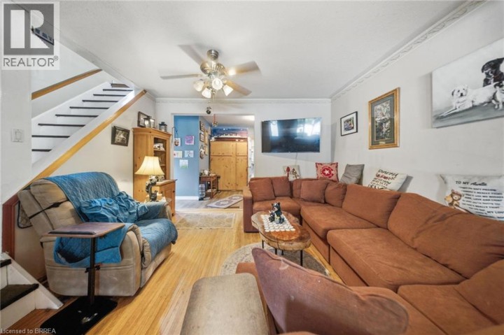 Photo 11 at 69 Arthur Street, Victoria / Arthur, Brantford