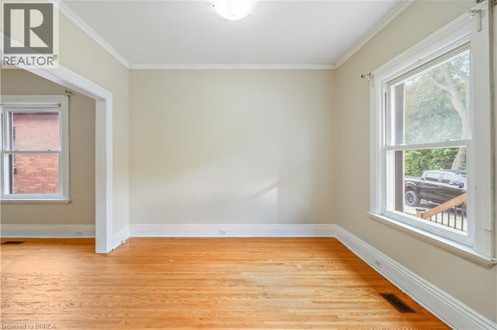 Photo 10 at 25 Alonzo Street, North Ward, Brantford