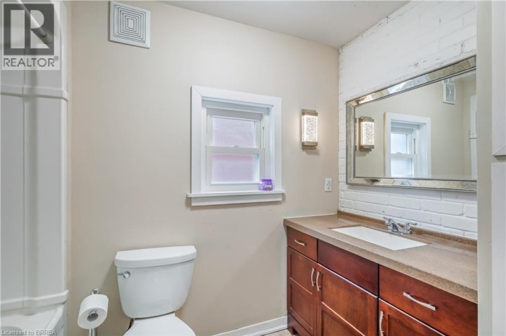 Photo 26 at 25 Alonzo Street, North Ward, Brantford