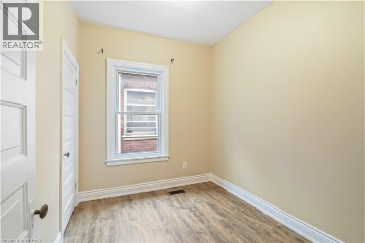 Photo 18 at 25 Alonzo Street, North Ward, Brantford