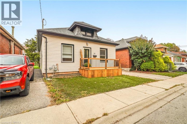 Photo 2 at 25 Alonzo Street, North Ward, Brantford