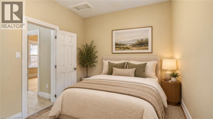 Photo 21 at 25 Alonzo Street, North Ward, Brantford