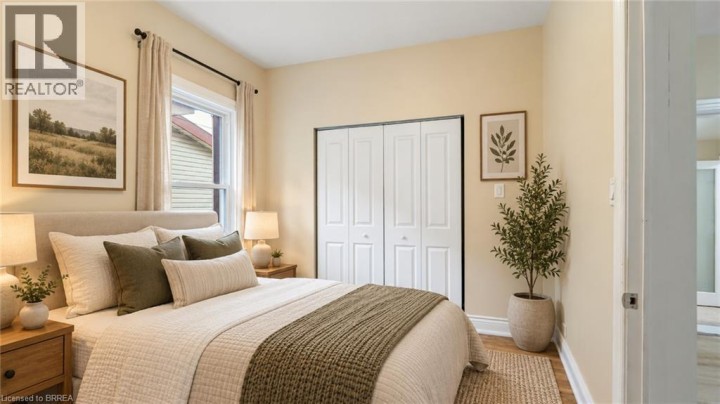 Photo 19 at 25 Alonzo Street, North Ward, Brantford