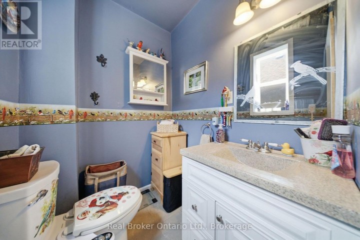 Photo 15 at 69 Arthur Street, Brantford