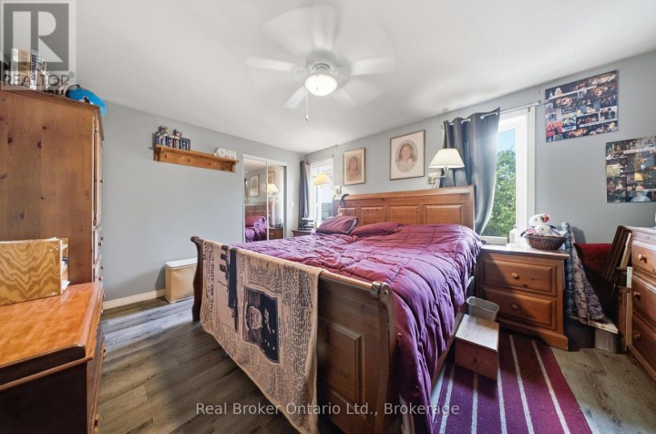 Photo 24 at 69 Arthur Street, Brantford