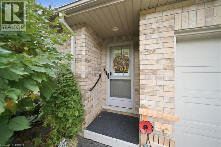 Photo 3 at 8 - 633 N Park Road, Cedarland, Brantford