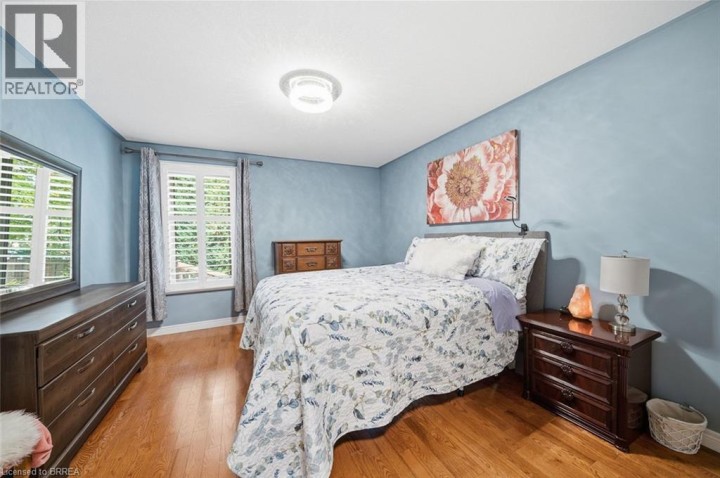 Photo 14 at 8 - 633 N Park Road, Cedarland, Brantford