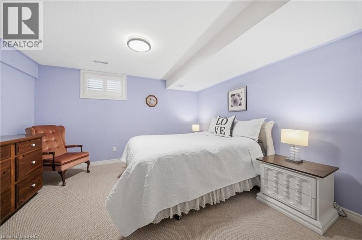 Photo 22 at 8 - 633 N Park Road, Cedarland, Brantford