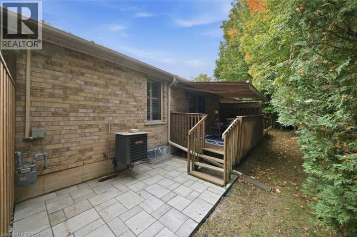 Photo 31 at 8 - 633 N Park Road, Cedarland, Brantford