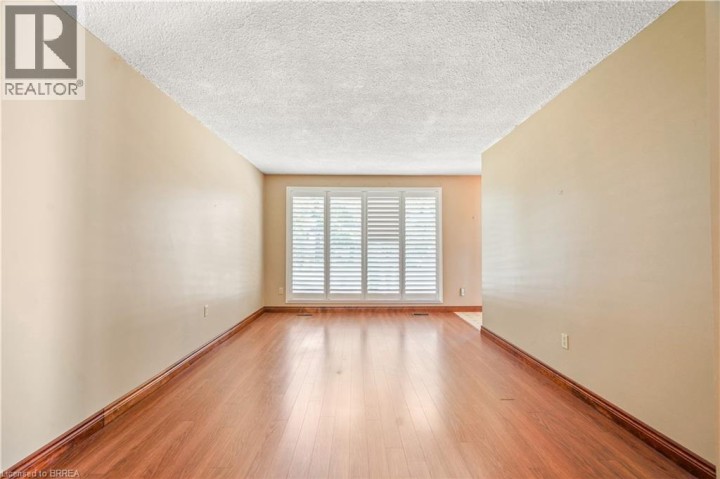 Photo 10 at 35 Ivanhoe Road, Cedarland, Brantford