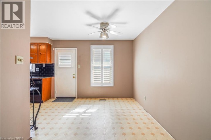 Photo 12 at 35 Ivanhoe Road, Cedarland, Brantford