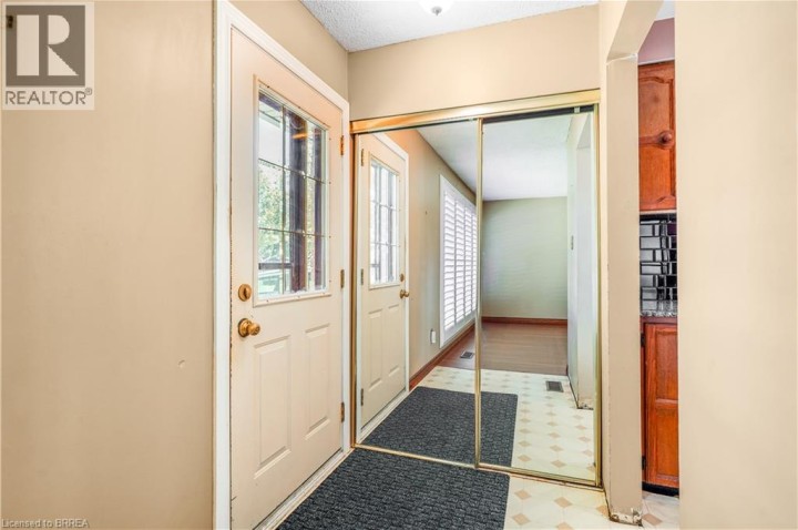 Photo 6 at 35 Ivanhoe Road, Cedarland, Brantford