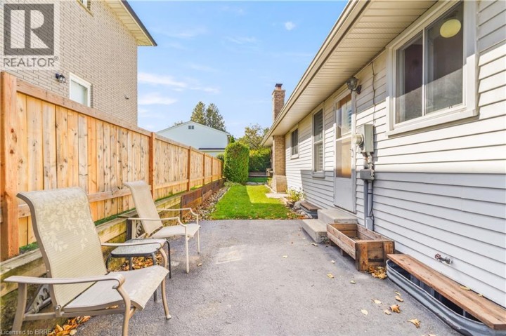 Photo 34 at 35 Ivanhoe Road, Cedarland, Brantford