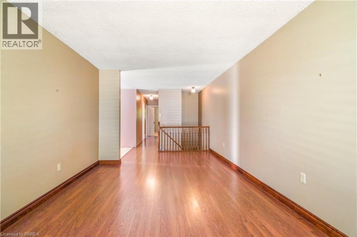 Photo 8 at 35 Ivanhoe Road, Cedarland, Brantford