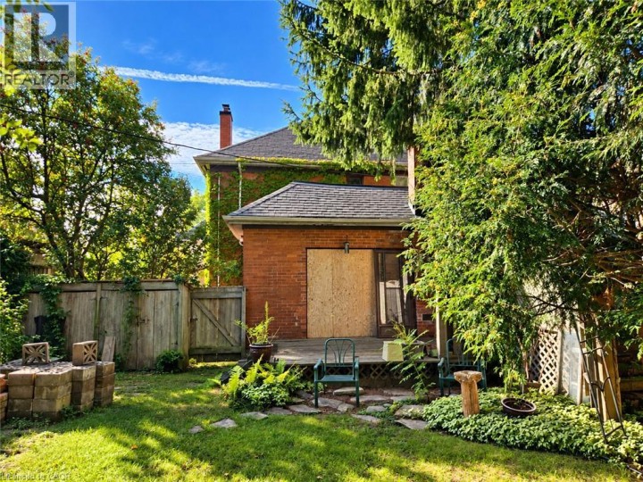 Photo 3 at 371 Hunter Street, Woodstock - North, Woodstock