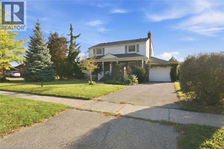 Photo 2 at 144 St George Street, Abigail / Lyons, Brantford