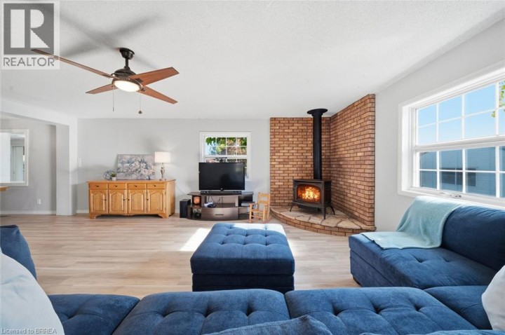 Photo 16 at 144 St George Street, Abigail / Lyons, Brantford