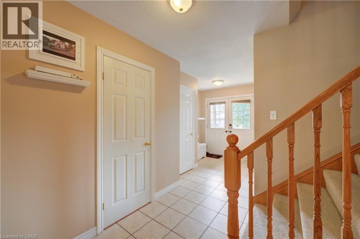 Photo 14 at 3 Fuller Court, Eagle Place East, Brantford