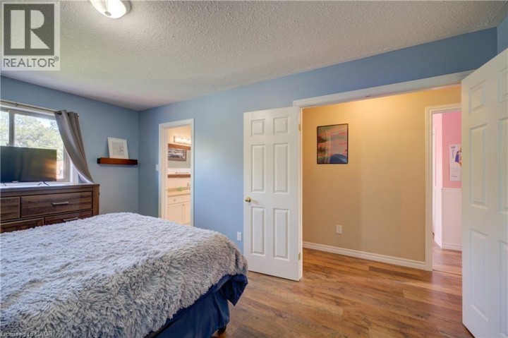 Photo 19 at 3 Fuller Court, Eagle Place East, Brantford