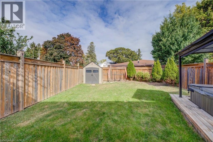 Photo 31 at 3 Fuller Court, Eagle Place East, Brantford
