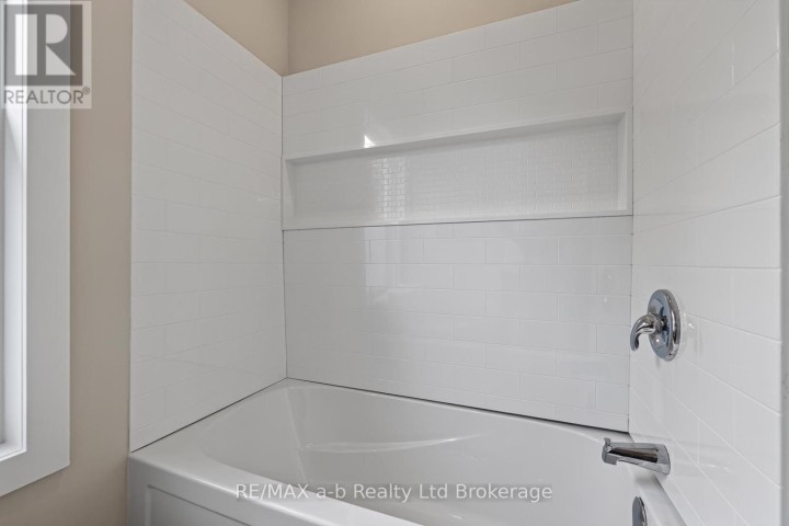 Photo 25 at 91 Winniett Street, Woodstock - North, Woodstock
