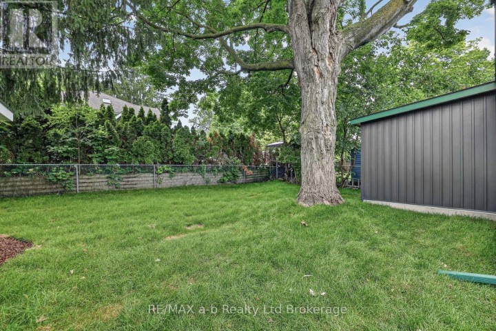 Photo 28 at 91 Winniett Street, Woodstock - North, Woodstock