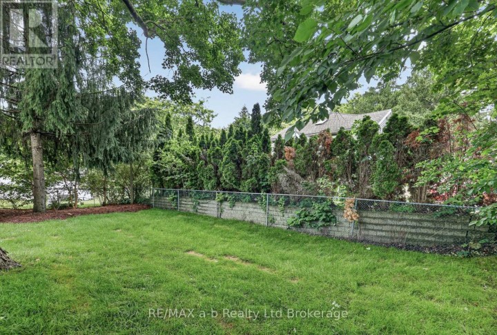 Photo 29 at 91 Winniett Street, Woodstock - North, Woodstock