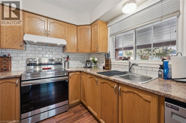Photo 12 at 1 - 570 West Street, Grand Woodlands, Brantford