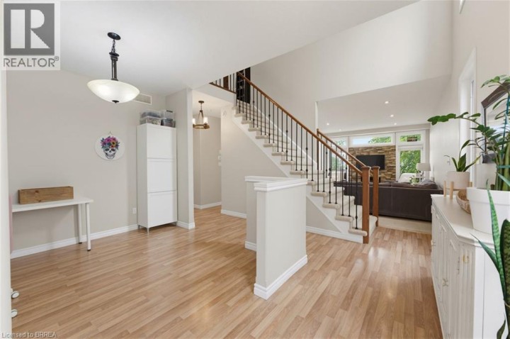 Photo 8 at 196 McGuiness Drive, Donegal / Mcguiness, Brantford