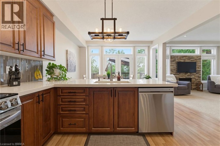 Photo 12 at 196 McGuiness Drive, Donegal / Mcguiness, Brantford