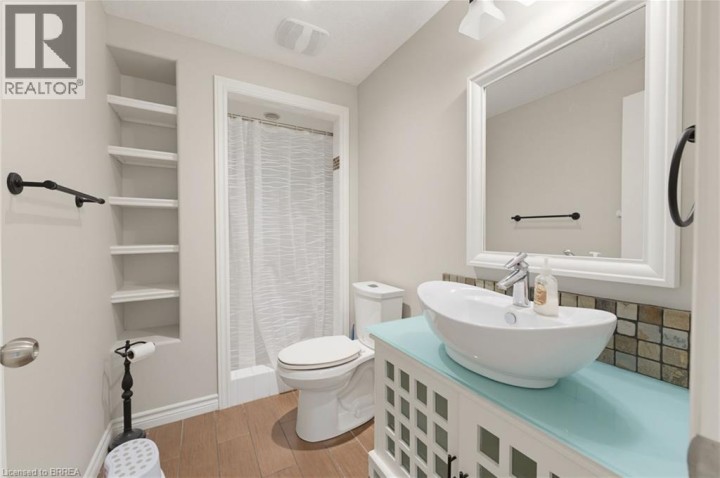 Photo 29 at 196 McGuiness Drive, Donegal / Mcguiness, Brantford