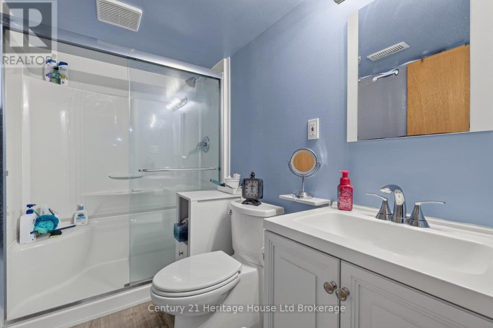 Photo 22 at 209 Butler Street, Woodstock - South, Woodstock