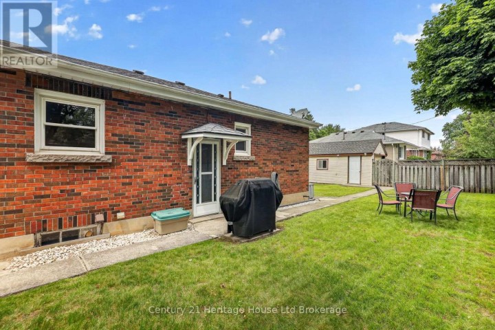 Photo 24 at 209 Butler Street, Woodstock - South, Woodstock