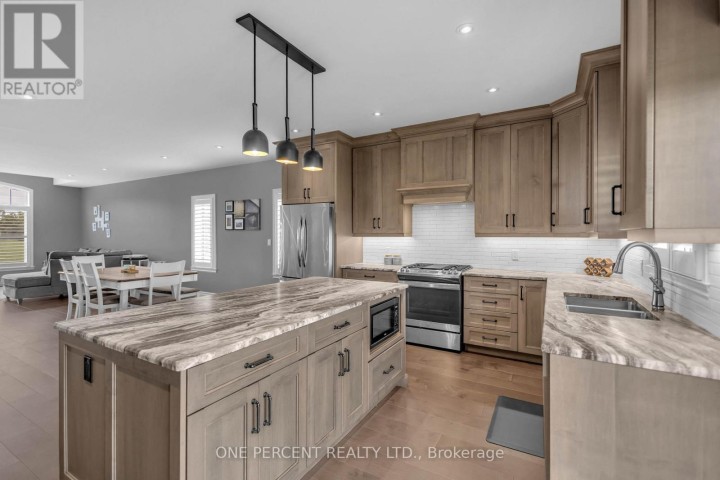 Photo 10 at 1410 E Thompson Road, Villa Nova, Norfolk County