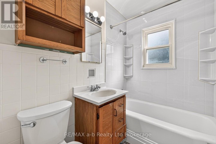 Photo 20 at 830 Maple Avenue, Woodstock - South, Woodstock