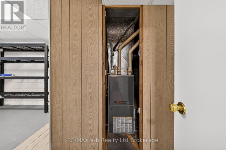 Photo 28 at 830 Maple Avenue, Woodstock - South, Woodstock
