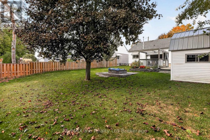 Photo 33 at 830 Maple Avenue, Woodstock - South, Woodstock