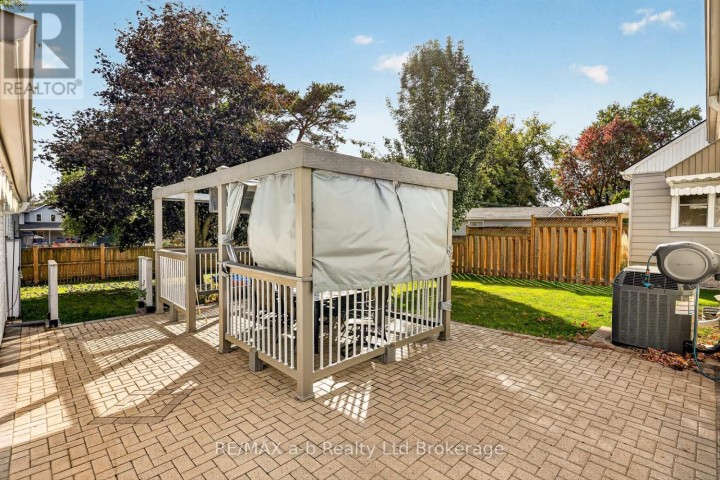 Photo 35 at 830 Maple Avenue, Woodstock - South, Woodstock
