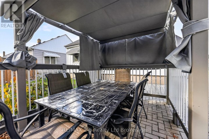 Photo 36 at 830 Maple Avenue, Woodstock - South, Woodstock