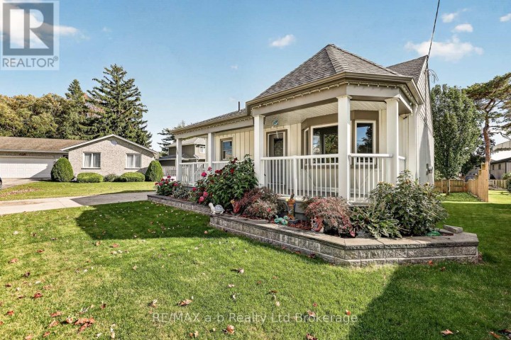 Photo 4 at 830 Maple Avenue, Woodstock - South, Woodstock
