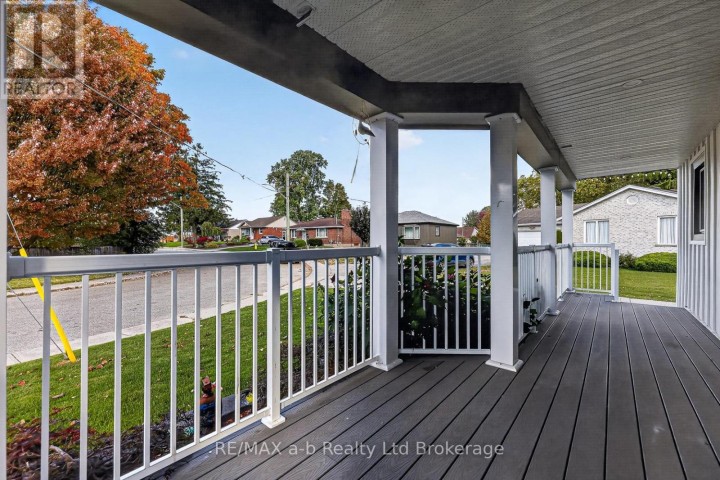 Photo 6 at 830 Maple Avenue, Woodstock - South, Woodstock