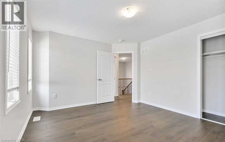 Photo 26 at 25 Munro Circle, Empire South, Brantford